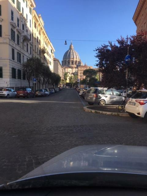 Affreschi A San Pietro Bed & Breakfast Rome Exterior photo